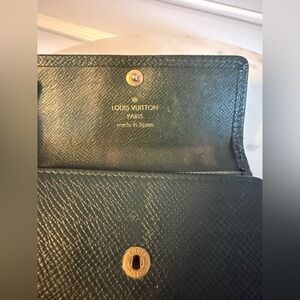 Louis Vuitton Dark Green Taiga Key Clasp with Gold Accents